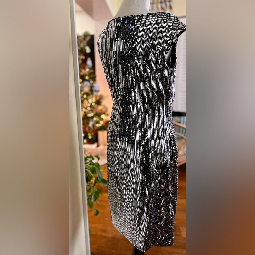 Anne Klein Shimmering Sparkle Silver Rouched Waist Mini Dress Sz M - Picture 6 of 11